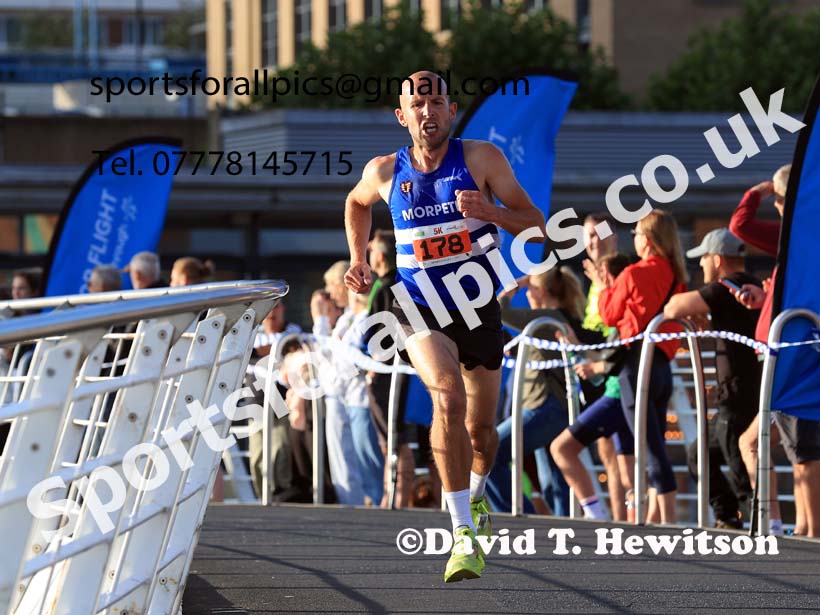 The 2024 Quayside 5k Road Race, Newcastle/Gateshead.  Photo: David T. Hewitson/Sports for All Pics